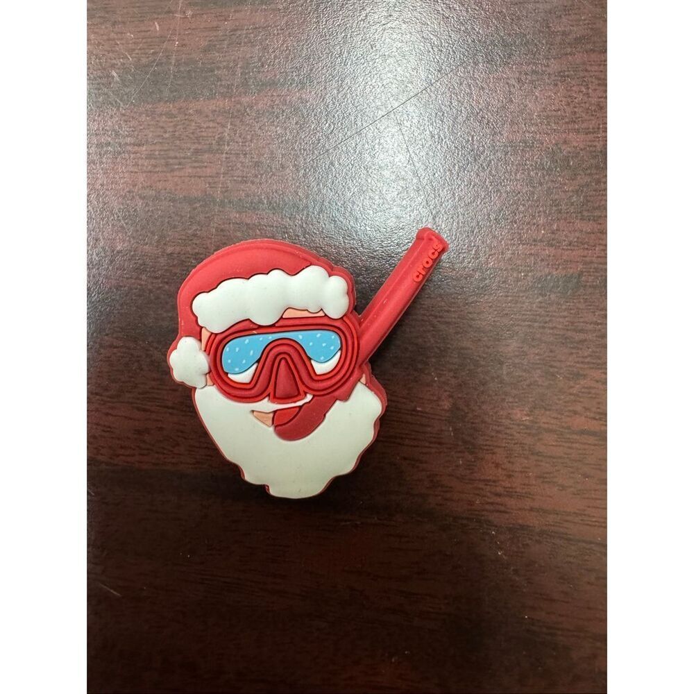 NWOT Crocs Snorkeling Santa Jibbitz Charm